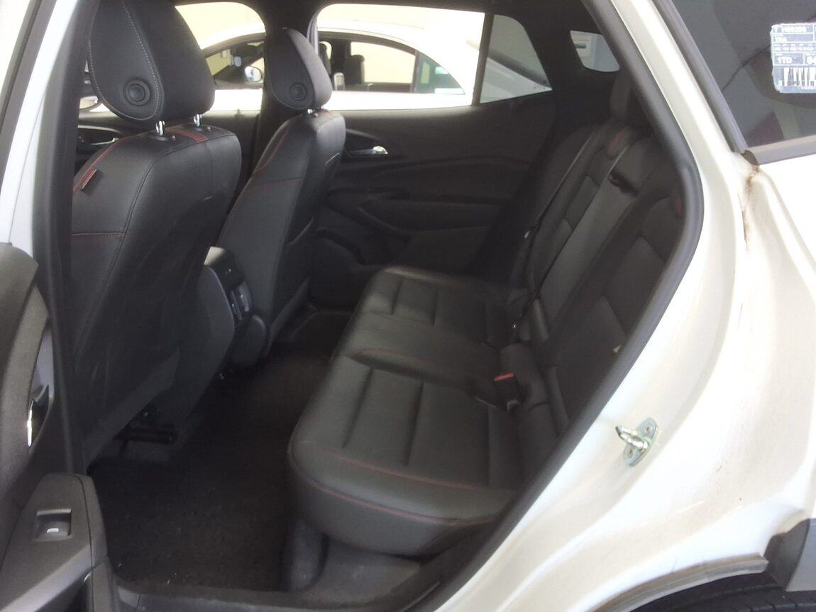 CHEVROLET (DAEWOO) TRAX CROSSOVER 1.2 GASOLINE TURBO RS 2024 - zdjęcie 13