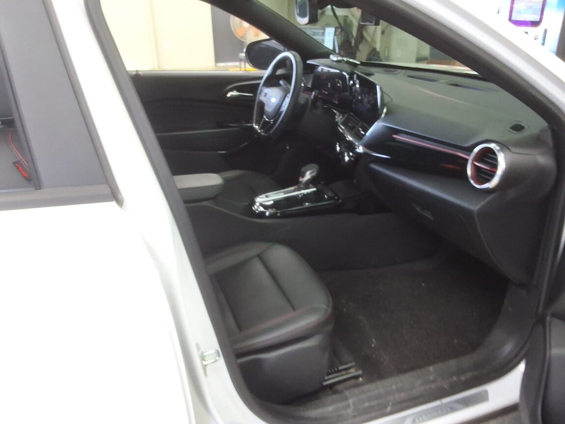 CHEVROLET (DAEWOO) TRAX CROSSOVER 1.2 GASOLINE TURBO RS 2024 - zdjęcie 15