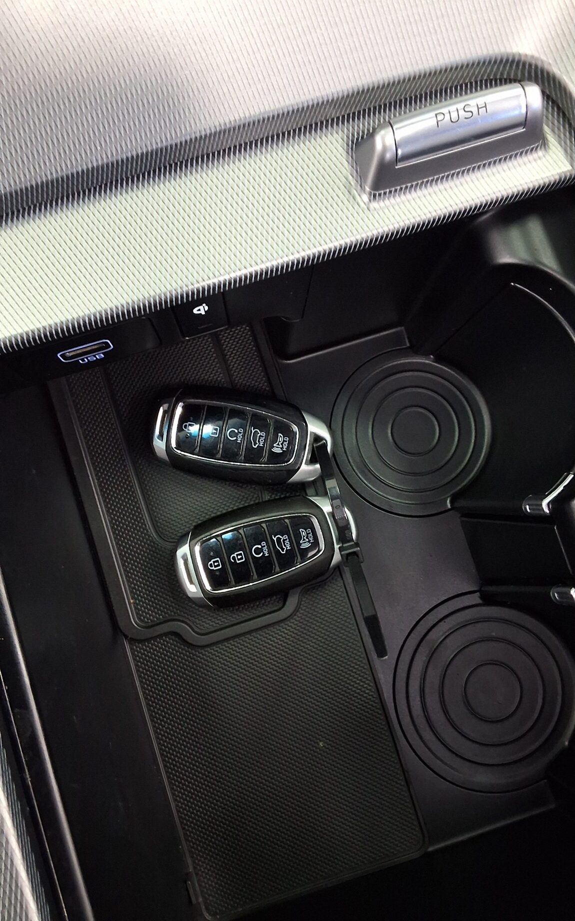 HYUNDAI PALISADE 2.2 DIESEL PRESTIGE 2020 - zdjęcie 20