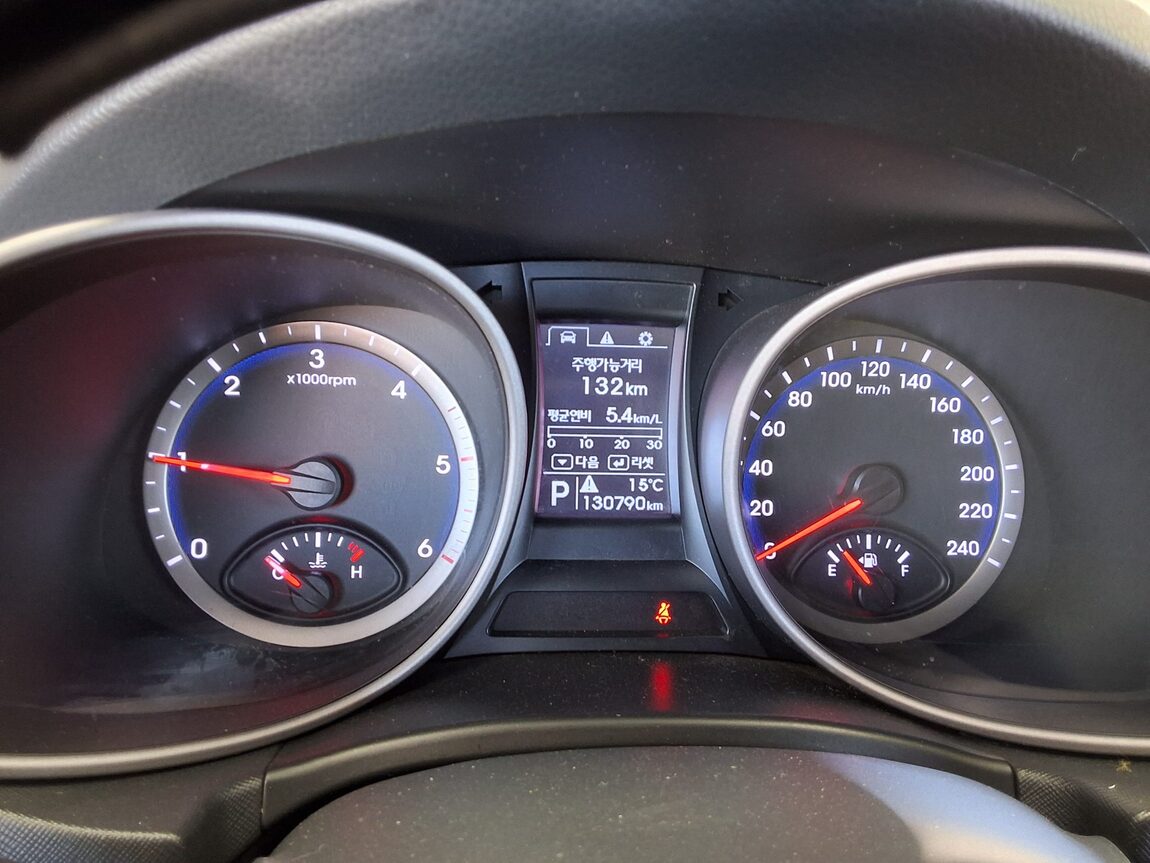 HYUNDAI SANTA FE (DM) DIESEL R2.0 2WD PREMIUM 2015 - zdjęcie 9