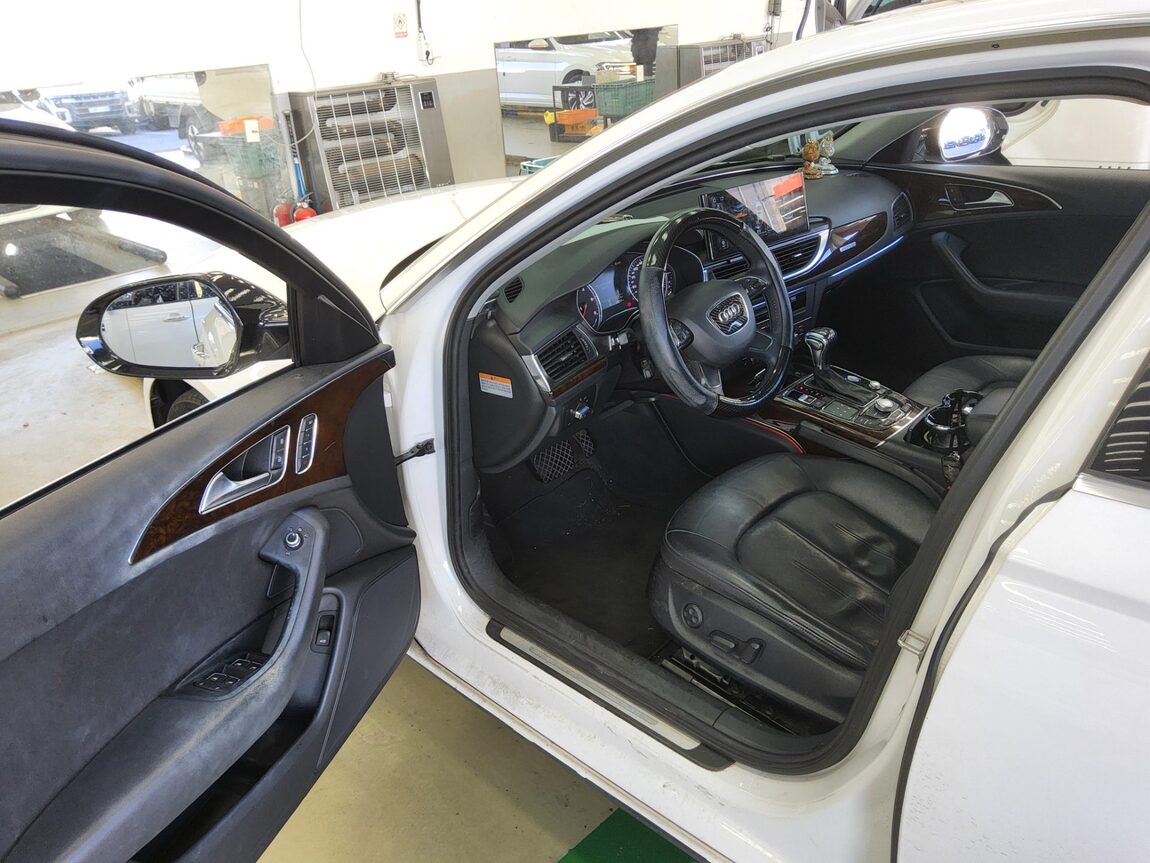 AUDI A6 (4TH GEN) 3.0 TDI QUATTRO LED PACK 2014 - zdjęcie 10
