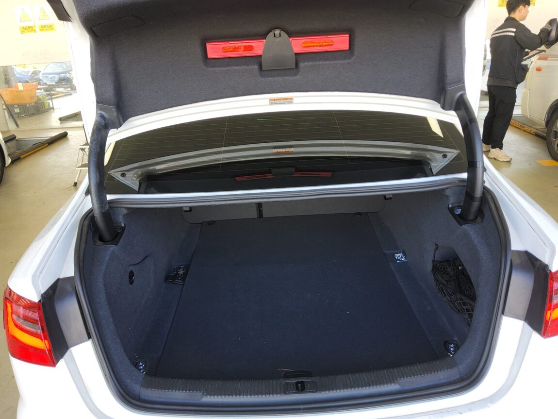 AUDI A6 (4TH GEN) 3.0 TDI QUATTRO LED PACK 2014 - zdjęcie 15