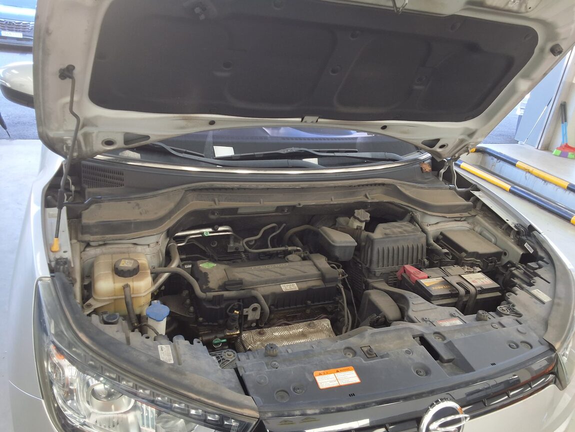 KG MOBILITY (SSANGYONG) TIVOLI GASOLINE 2WD VX 2017 - zdjęcie 18