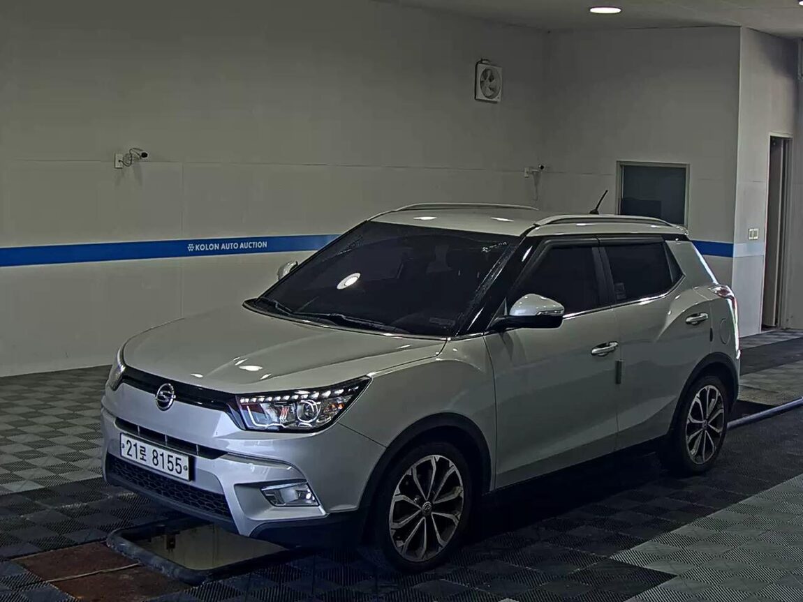 KG MOBILITY (SSANGYONG) TIVOLI GASOLINE 2WD VX 2017 - zdjęcie 2