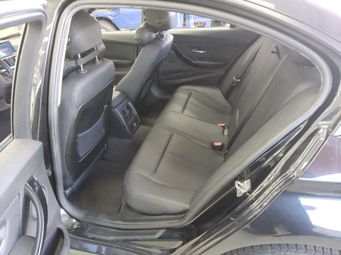 BMW 3 SERIES (6TH GEN) 320d 2016 - zdjęcie 12