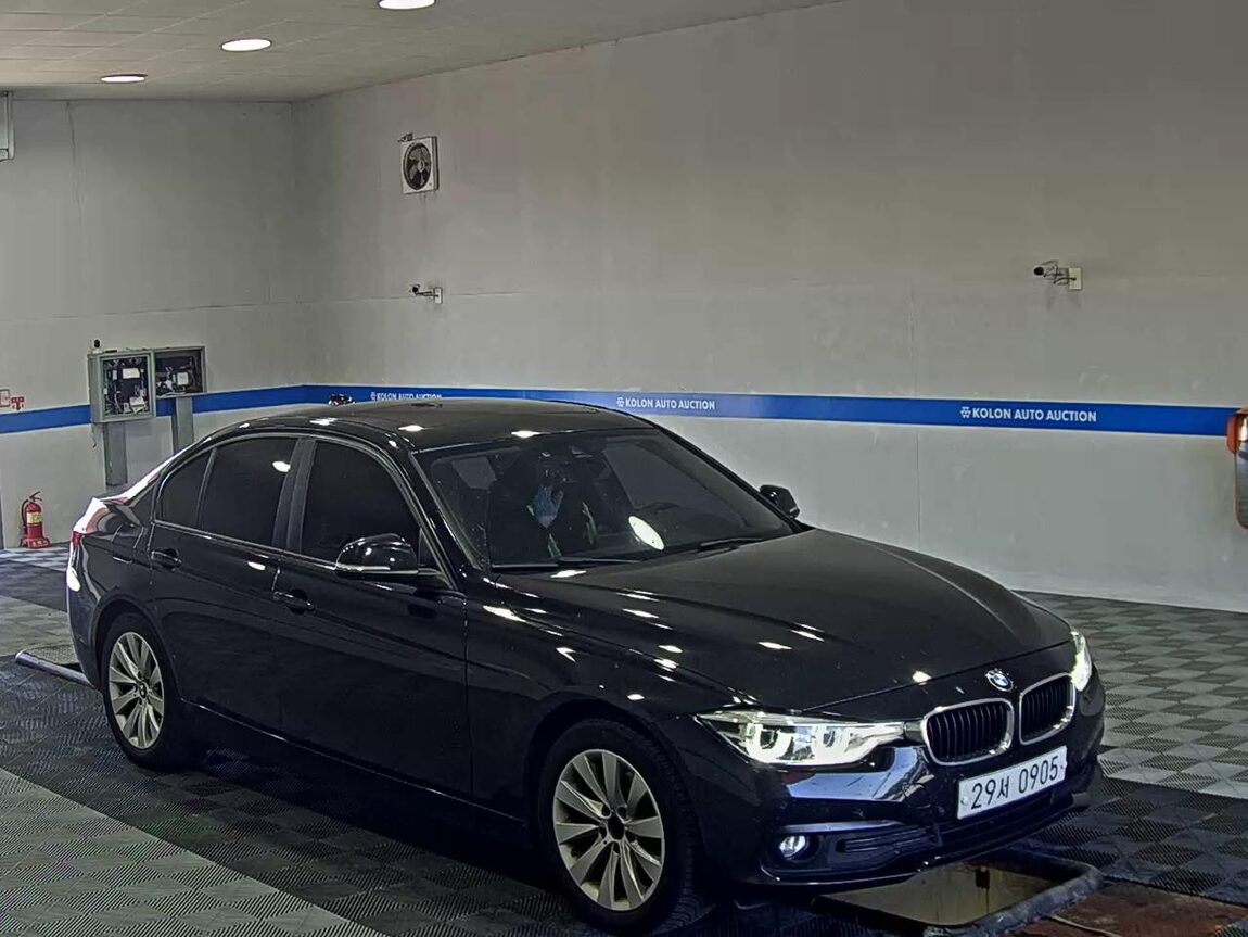 BMW 3 SERIES (6TH GEN) 320d 2016 - zdjęcie 3