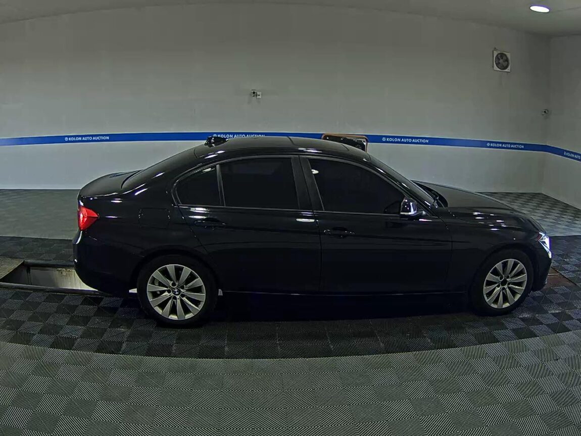 BMW 3 SERIES (6TH GEN) 320d 2016 - zdjęcie 4