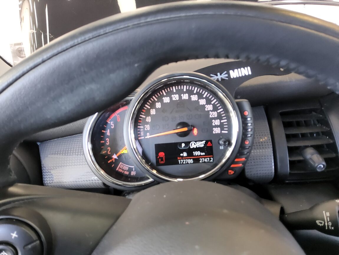 MINI COOPER (3RD GEN) 5-DOOR 1.5 D 2018 - zdjęcie 9