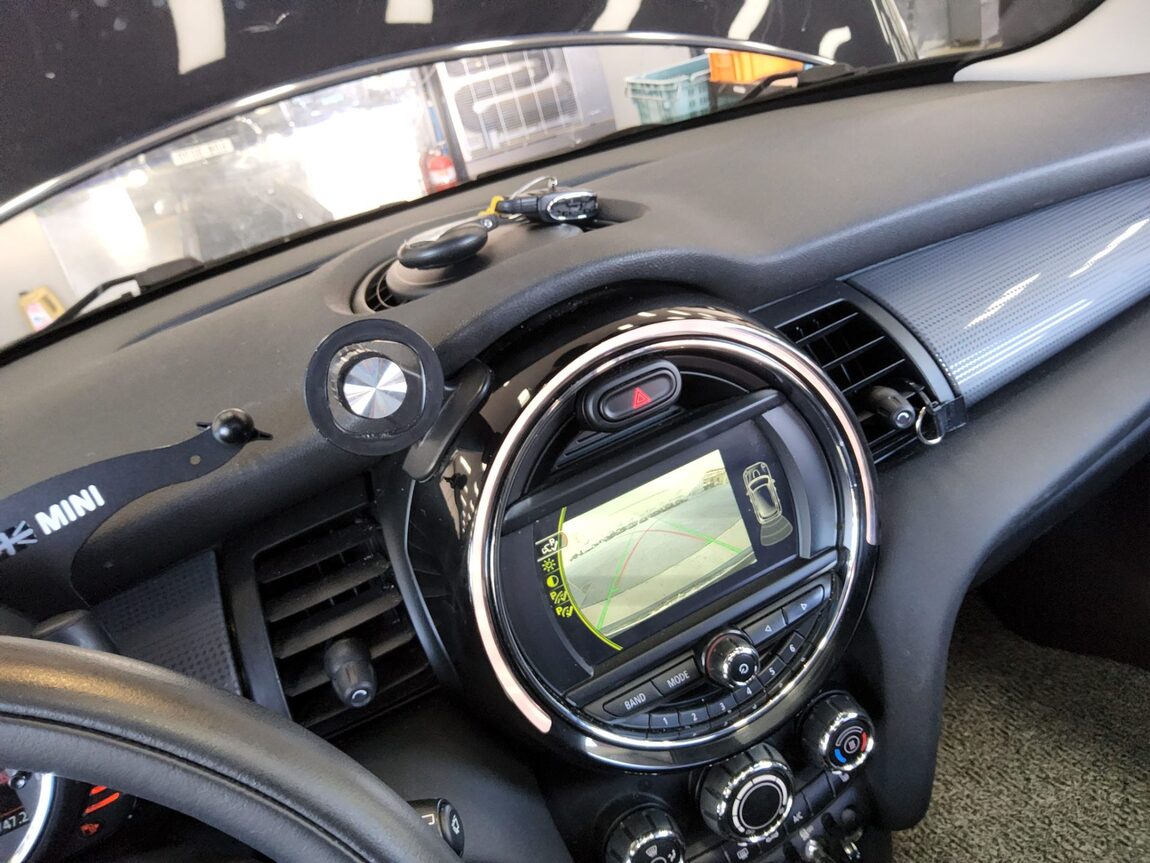 MINI COOPER (3RD GEN) 5-DOOR 1.5 D 2018 - zdjęcie 17