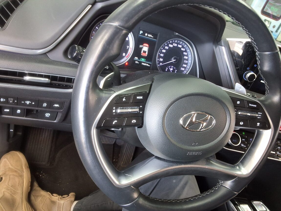 HYUNDAI SONATA (DN8) G2.0 PREMIUM PLUS 2022 - zdjęcie 23