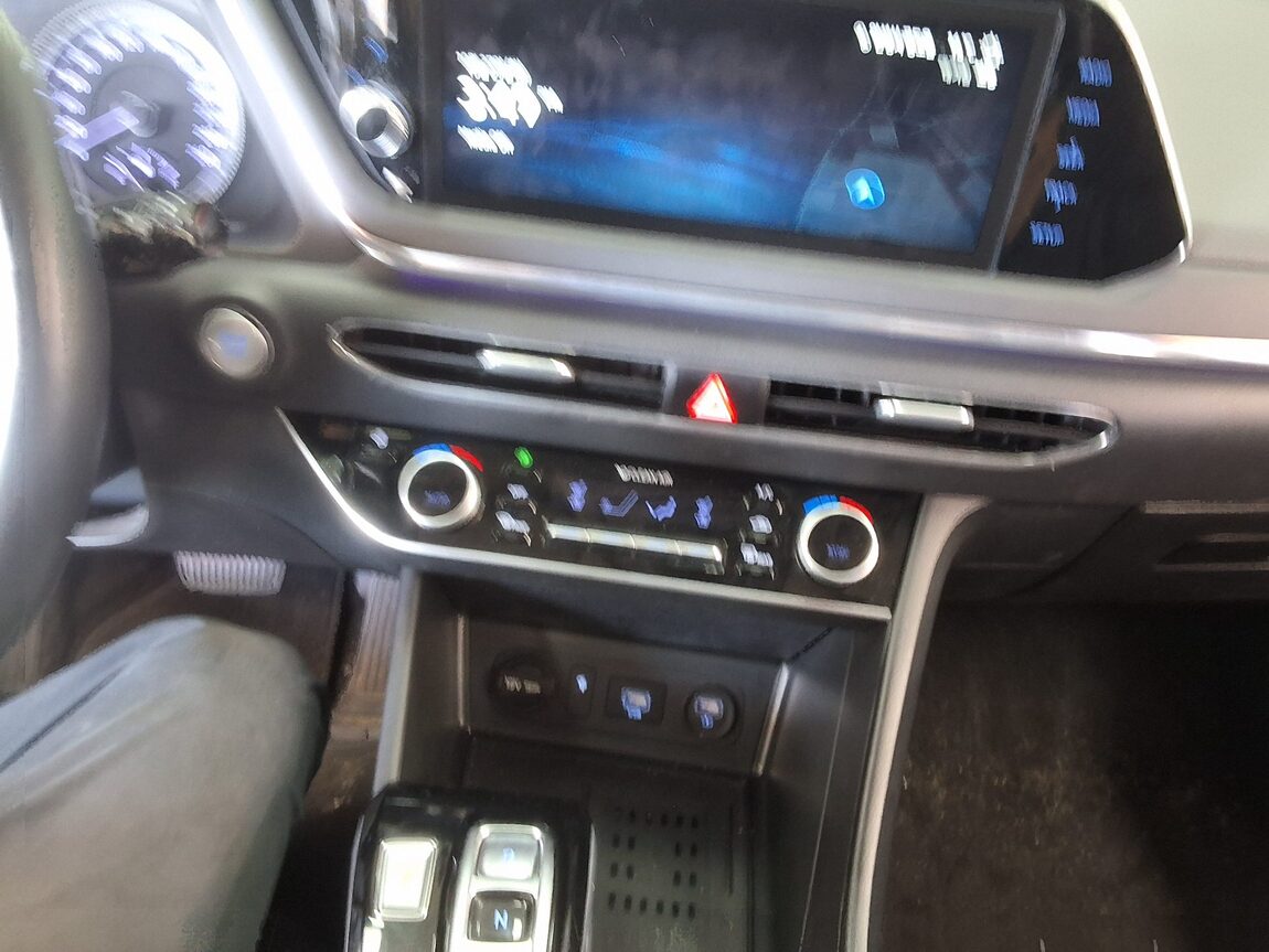 HYUNDAI SONATA (DN8) G2.0 PREMIUM PLUS 2022 - zdjęcie 24