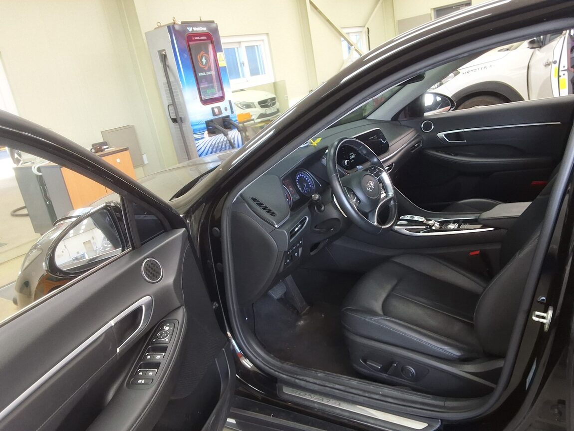 HYUNDAI SONATA (DN8) G2.0 PREMIUM PLUS 2022 - zdjęcie 11