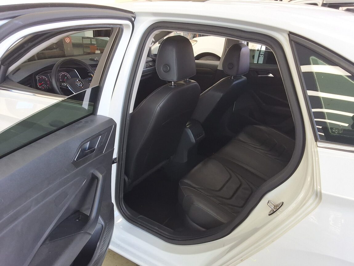 VOLKSWAGEN JETTA (7TH GEN) 1.4 TSI PRESTIGE 2020 - zdjęcie 12