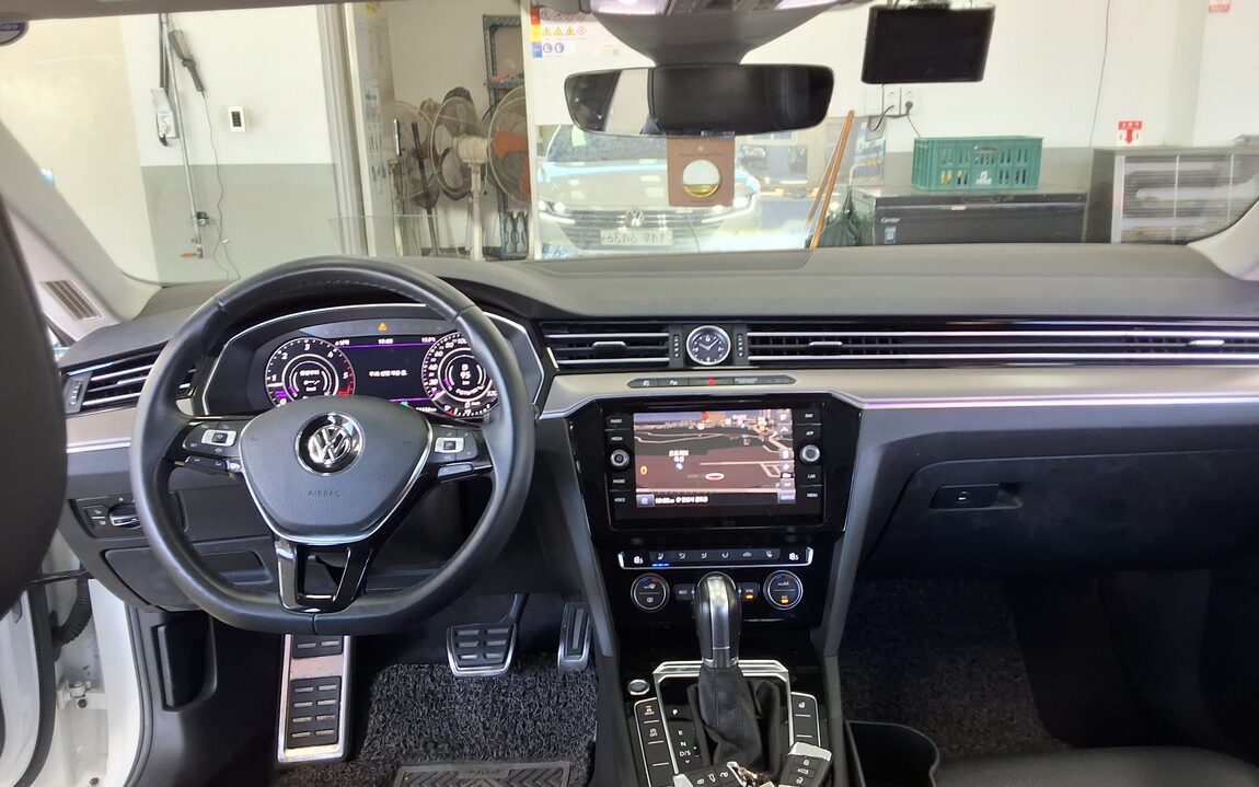 VOLKSWAGEN ARTEON 2.0 TDI ELEGANCE PRESTIGE 2019 - zdjęcie 11