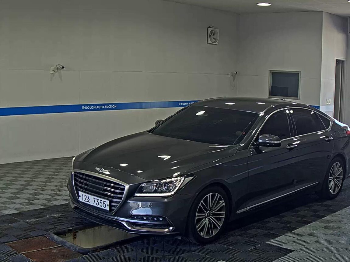 GENESIS G80 2.2 D AWD LUXURY 2019 - zdjęcie 2