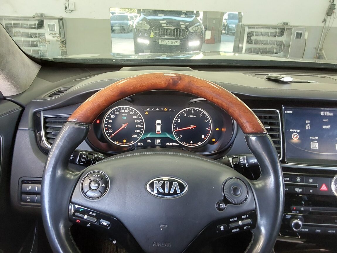 KIA THE NEW K9 (KH) 5.0 GDI QUANTUM 2016 - zdjęcie 18