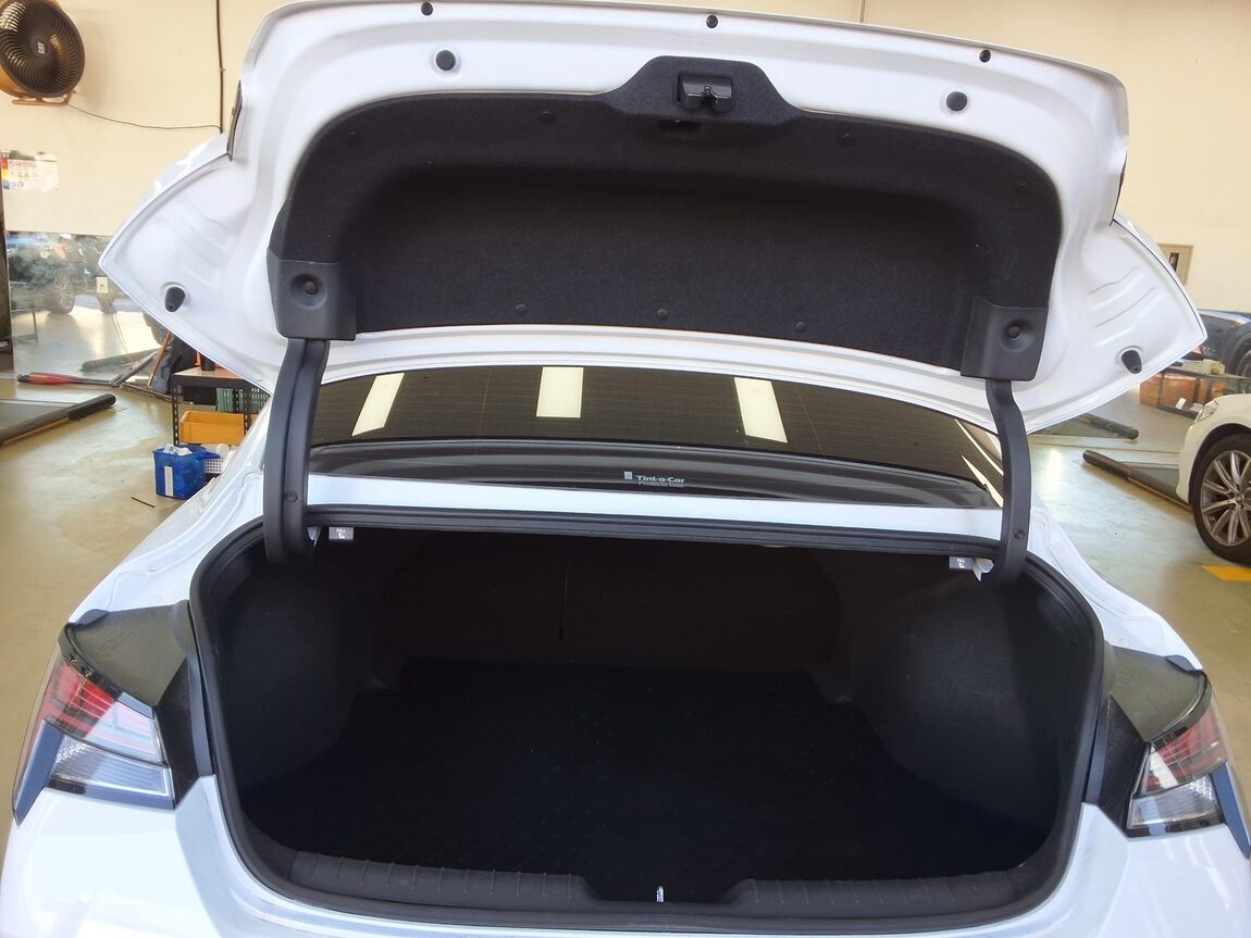 HYUNDAI AVANTE (CN7) 1.6 GASOLINE INSPIRATION 2021 - zdjęcie 15