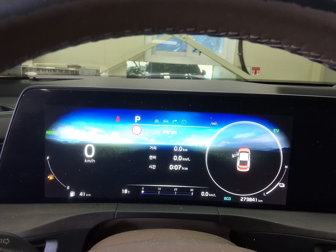 KIA K8 HYBRID HEV SIGNATURE 2022 - zdjęcie 10