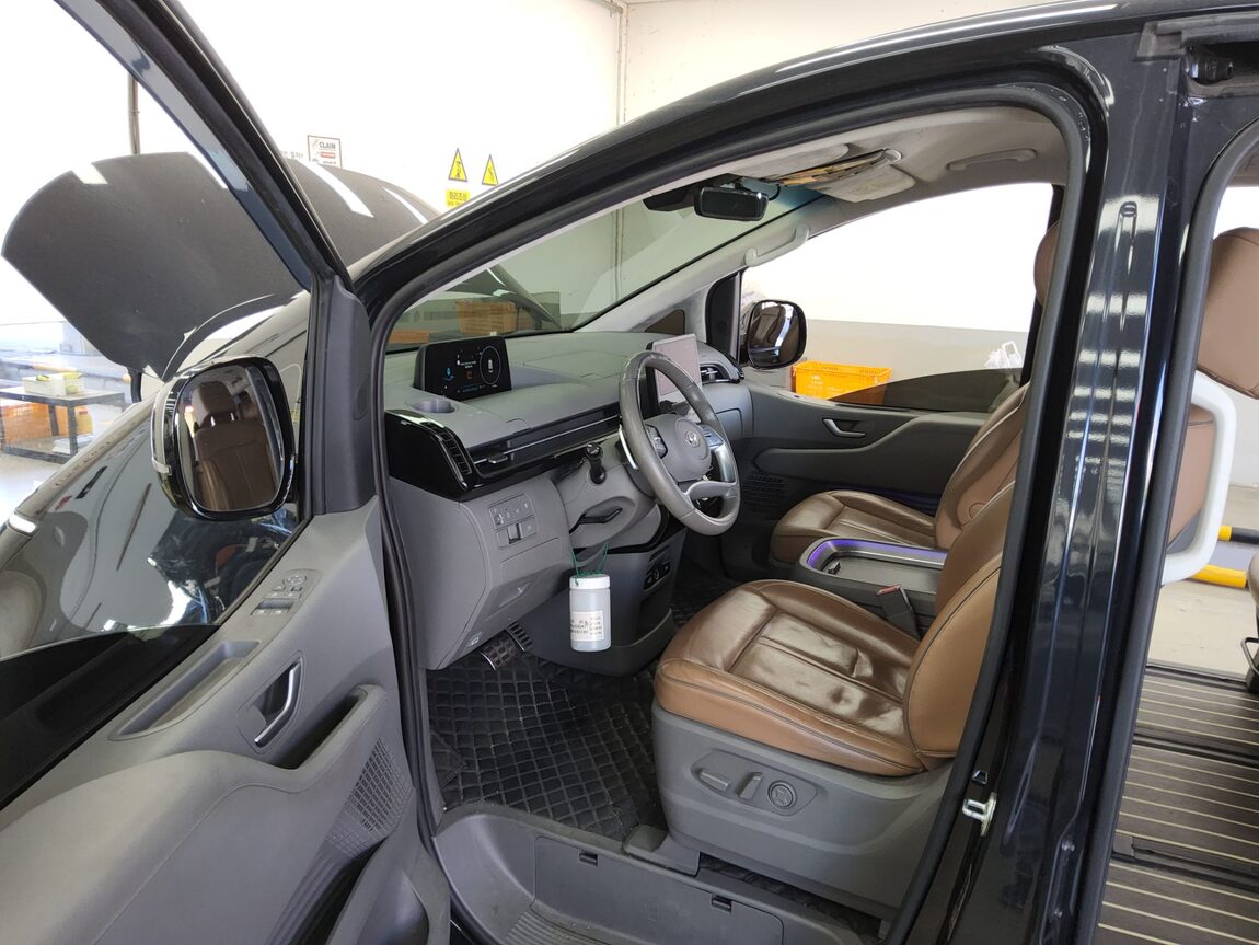 HYUNDAI STARIA 2.2 DIESEL LOUNGE 9-SEATER 2WD INSPIRATION 2022 - zdjęcie 10