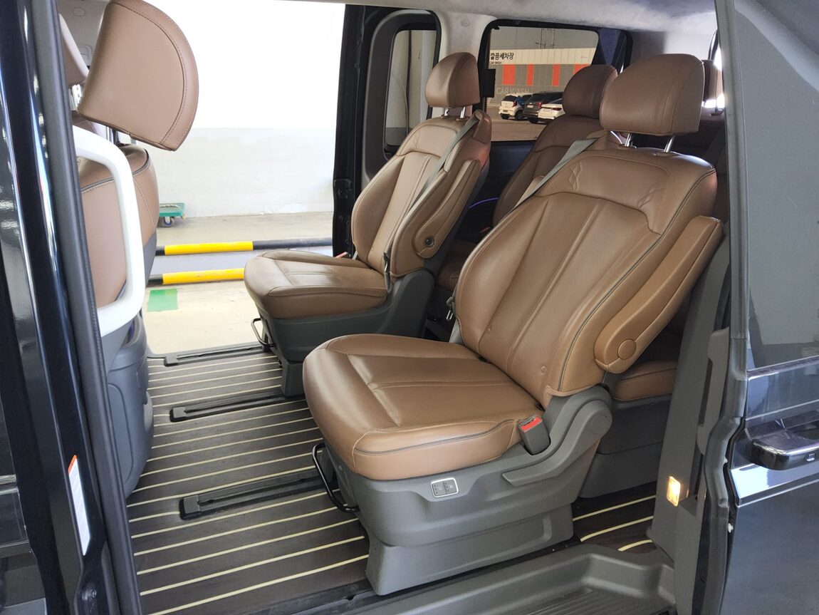 HYUNDAI STARIA 2.2 DIESEL LOUNGE 9-SEATER 2WD INSPIRATION 2022 - zdjęcie 13