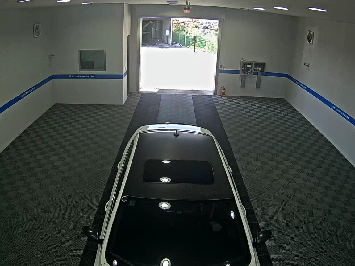 VOLKSWAGEN THE NEW PASSAT (7TH GEN) 2.0 TDI 2015 - zdjęcie 7