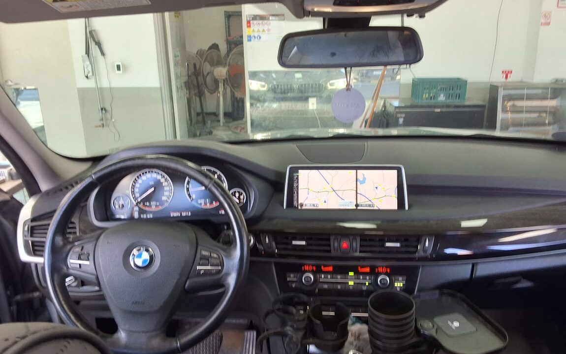 BMW X5 (3RD GEN) 30d xDRIVE LAUNCH PACK 1 2014 - zdjęcie 11