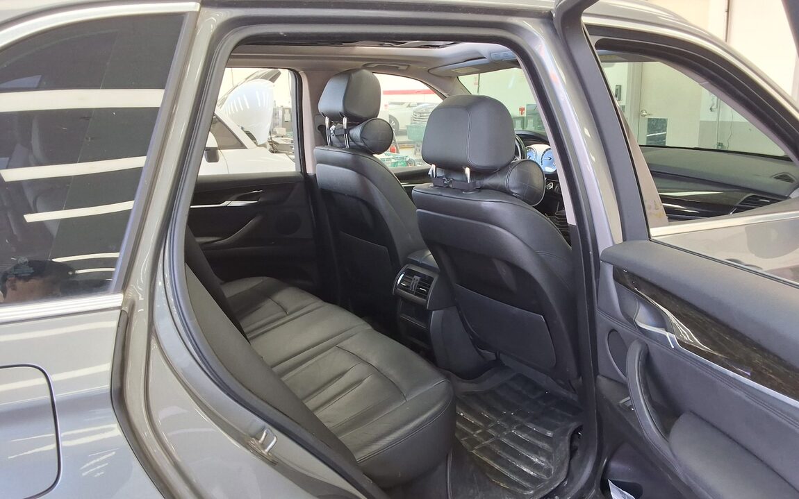 BMW X5 (3RD GEN) 30d xDRIVE LAUNCH PACK 1 2014 - zdjęcie 13