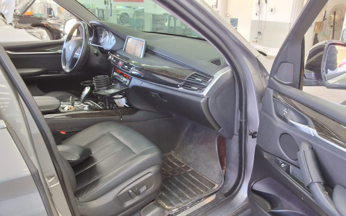BMW X5 (3RD GEN) 30d xDRIVE LAUNCH PACK 1 2014 - zdjęcie 14