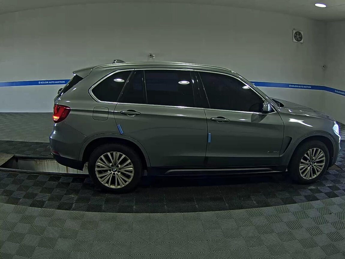 BMW X5 (3RD GEN) 30d xDRIVE LAUNCH PACK 1 2014 - zdjęcie 4