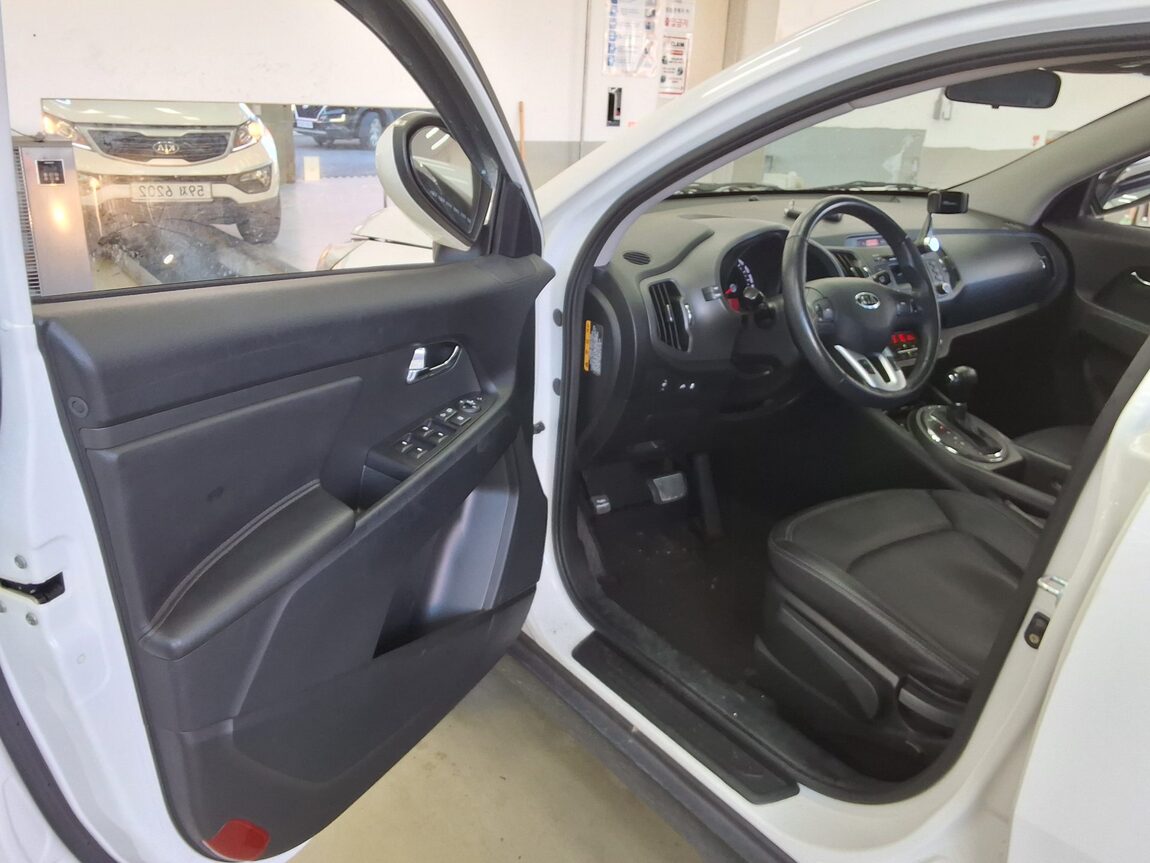 KIA SPORTAGE R GASOLINE 2.0 2WD TLX LUXURY MODEL 2011 - zdjęcie 10