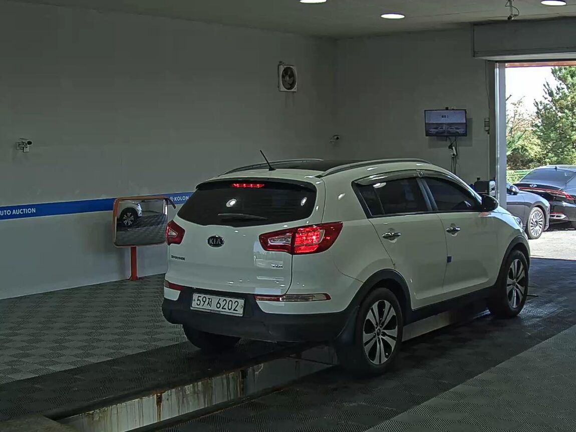 KIA SPORTAGE R GASOLINE 2.0 2WD TLX LUXURY MODEL 2011 - zdjęcie 5