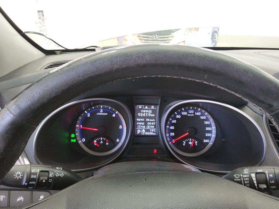 HYUNDAI SANTA FE (DM) DIESEL R2.0 2WD PREMIUM 2014 - zdjęcie 9