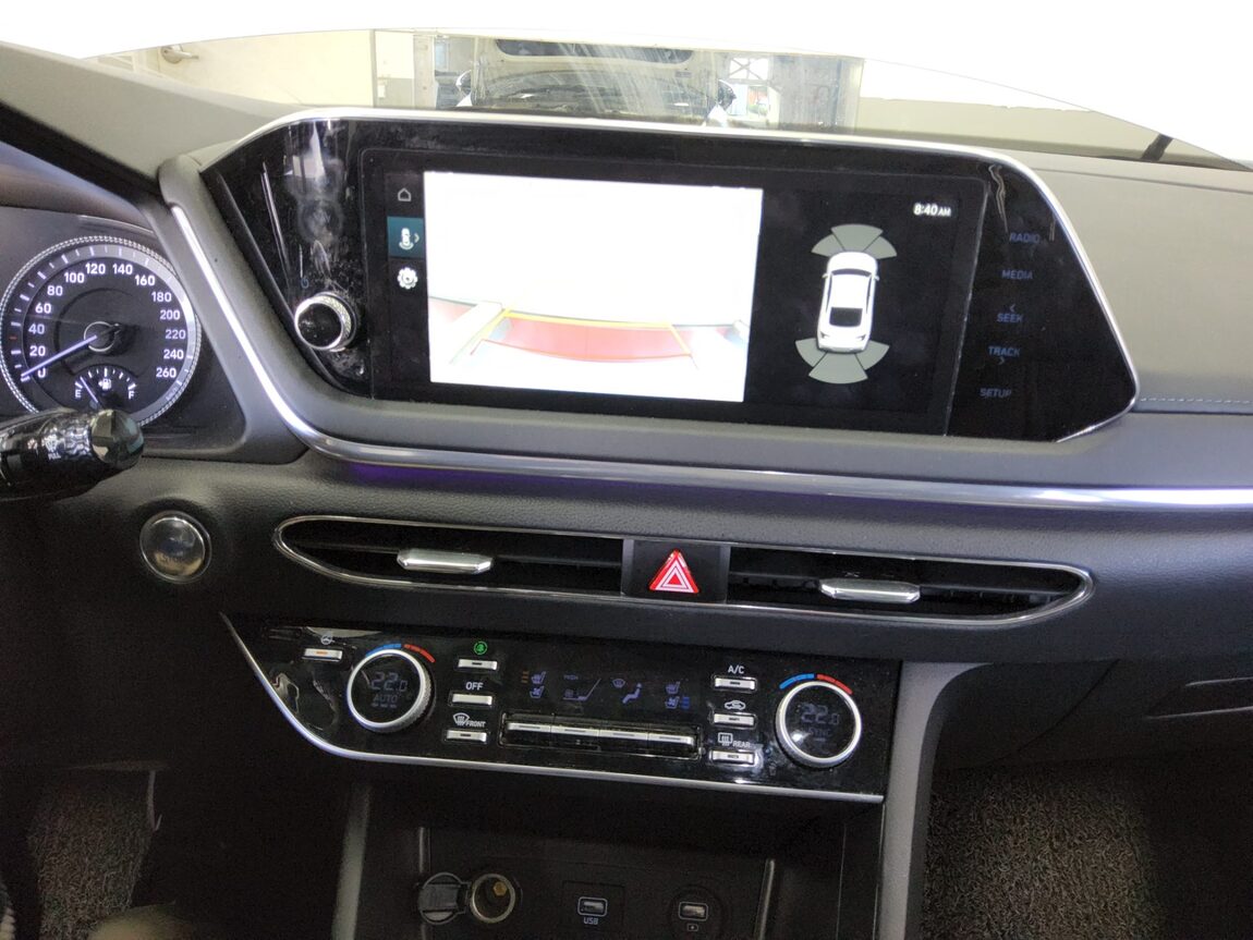 HYUNDAI SONATA (DN8) 1.6 TURBO PREMIUM PLUS 2023 - zdjęcie 18