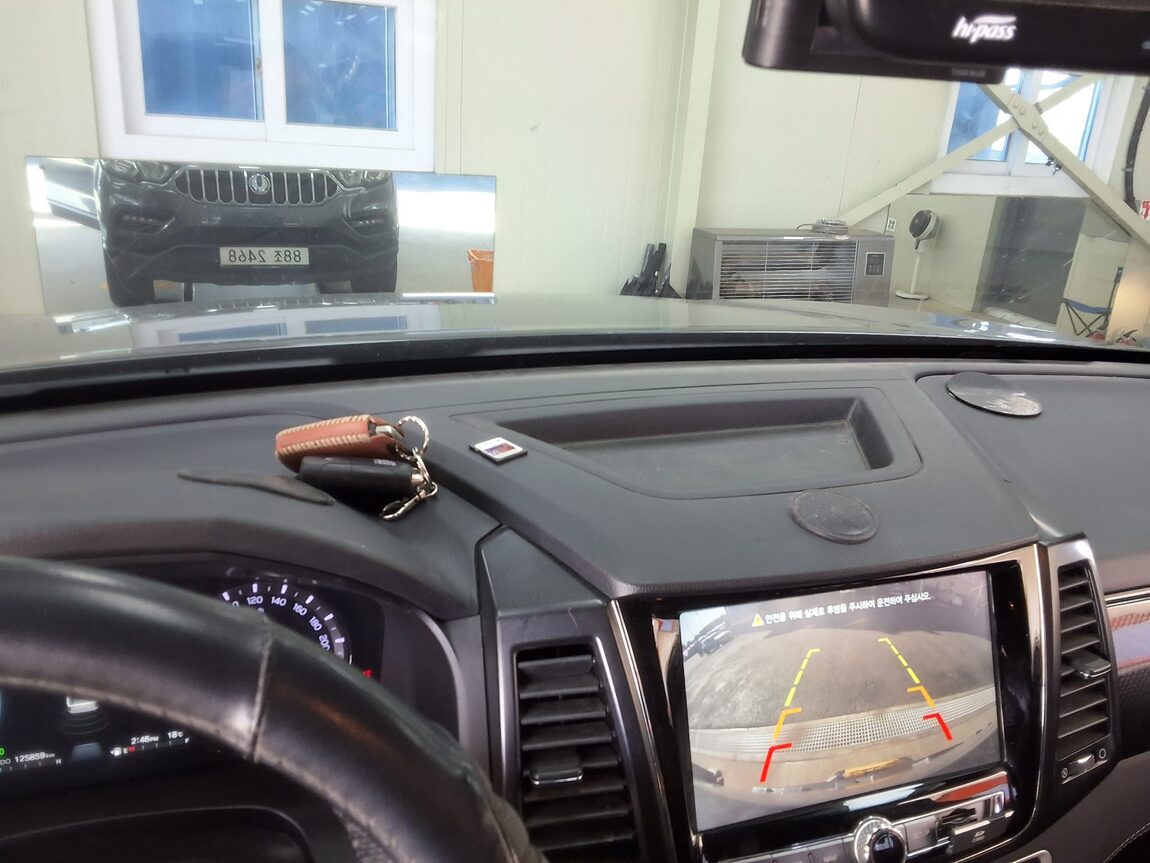 KG MOBILITY (SSANGYONG) REXTON SPORTS KHAN DIESEL 2.2 4WD PRESTIGE SPECIAL DYNAMIC 5 LINK 2021 - zdjęcie 25