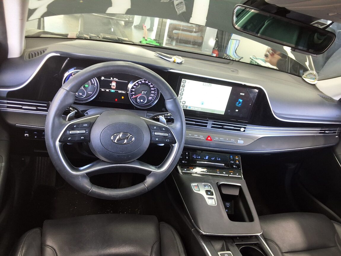 HYUNDAI THE NEW GRANDEUR IG HYBRID 2.4 HEV EXCLUSIVE 2022 - zdjęcie 11