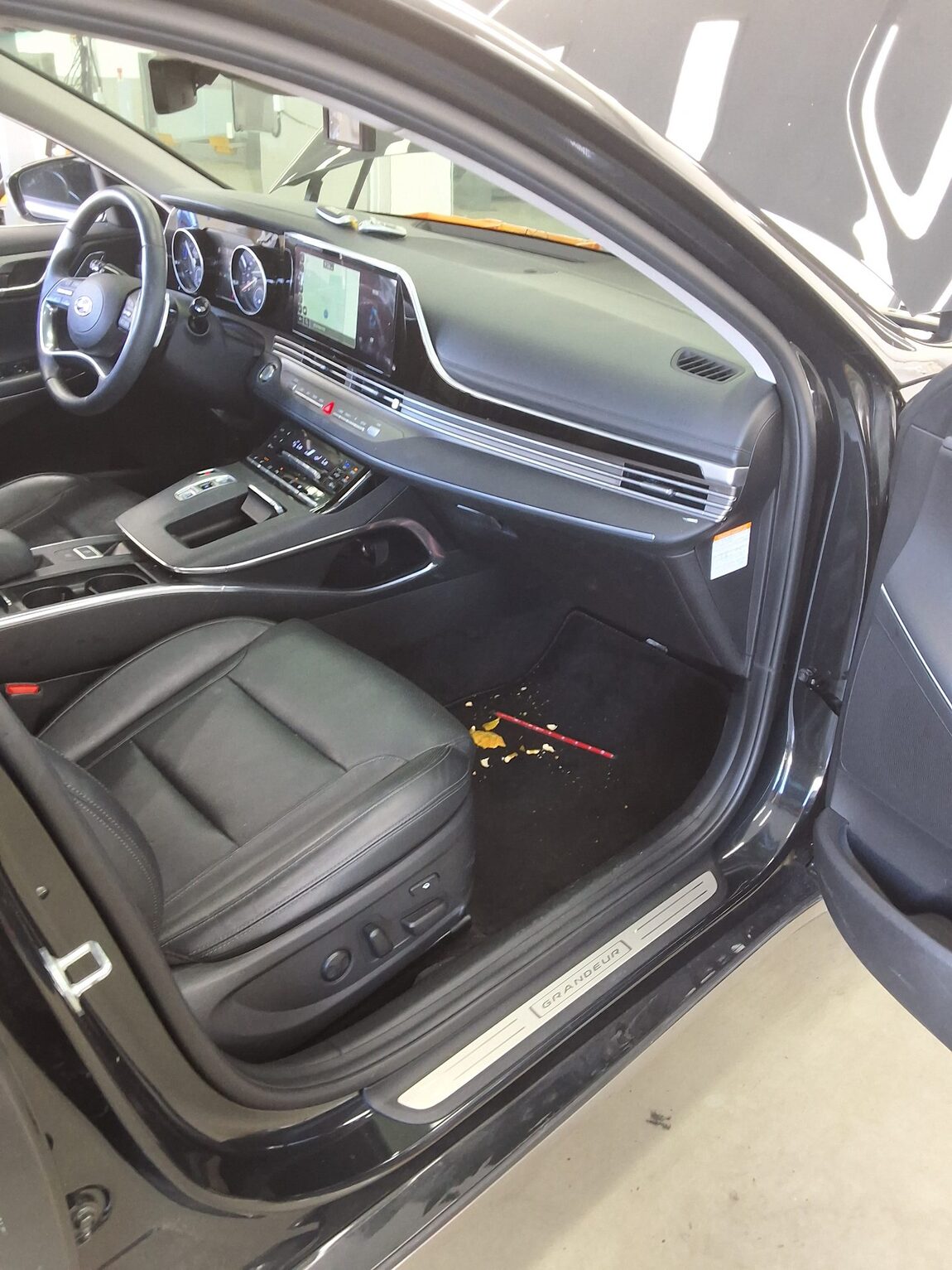 HYUNDAI THE NEW GRANDEUR IG HYBRID 2.4 HEV EXCLUSIVE 2022 - zdjęcie 14