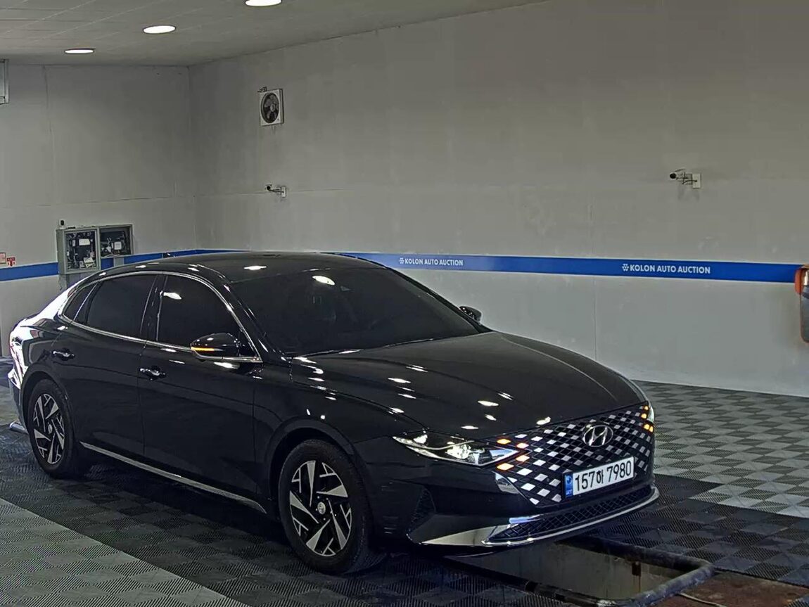 HYUNDAI THE NEW GRANDEUR IG HYBRID 2.4 HEV EXCLUSIVE 2022 - zdjęcie 3