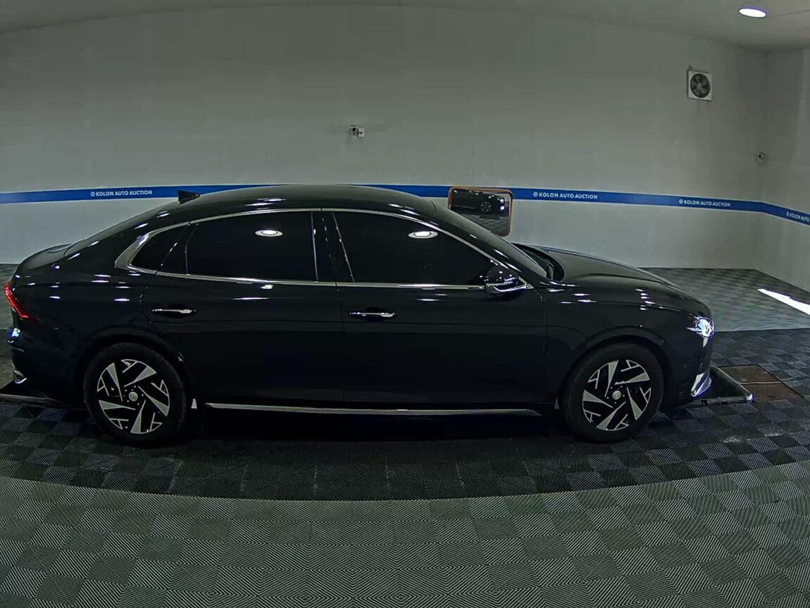 HYUNDAI THE NEW GRANDEUR IG HYBRID 2.4 HEV EXCLUSIVE 2022 - zdjęcie 4