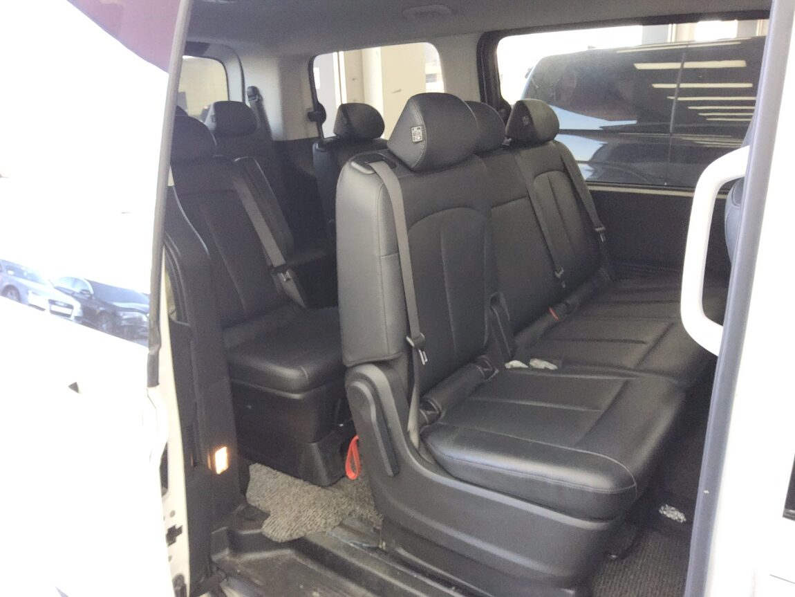 HYUNDAI STARIA 2.2 DIESEL TOURER 11-SEATER 4WD MODERN 2024 - zdjęcie 13