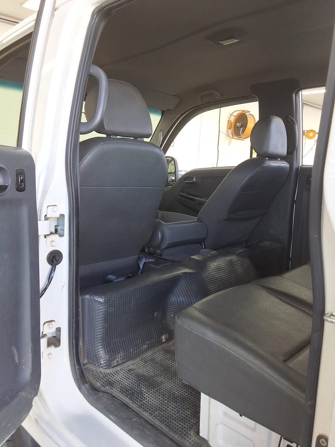 KIA BONGO III CARGO CRDi DOUBLE CAB EXTRA LONG WHEELBASE 2016 - zdjęcie 12