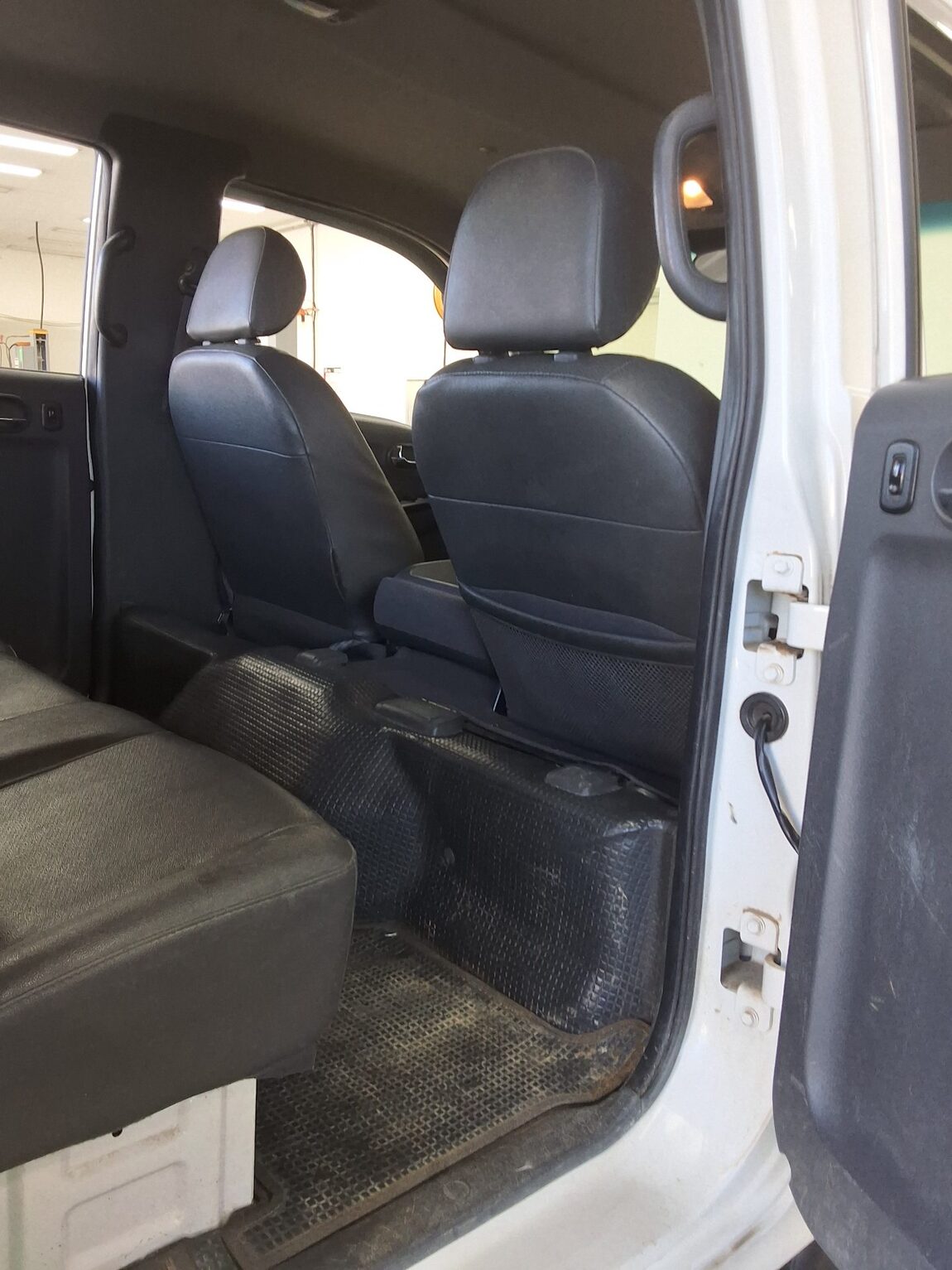KIA BONGO III CARGO CRDi DOUBLE CAB EXTRA LONG WHEELBASE 2016 - zdjęcie 13