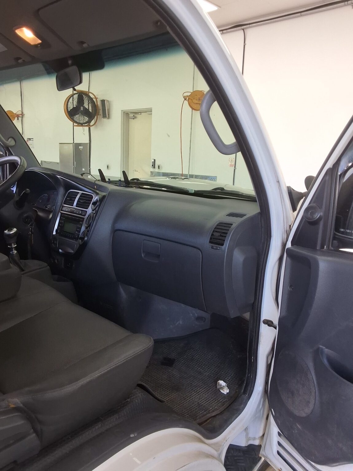 KIA BONGO III CARGO CRDi DOUBLE CAB EXTRA LONG WHEELBASE 2016 - zdjęcie 14