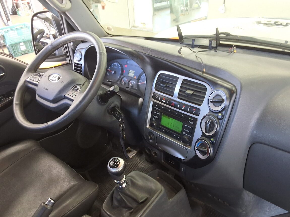 KIA BONGO III CARGO CRDi DOUBLE CAB EXTRA LONG WHEELBASE 2016 - zdjęcie 11