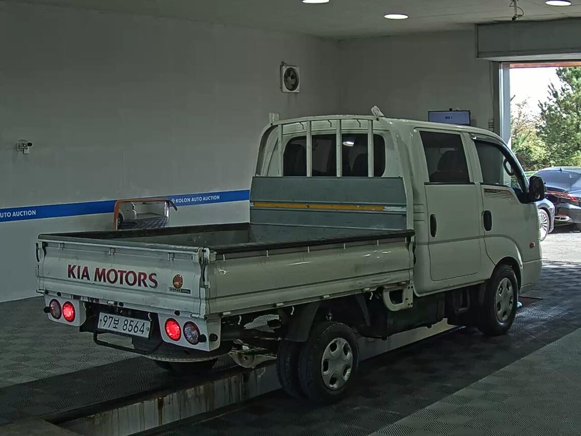 KIA BONGO III CARGO CRDi DOUBLE CAB EXTRA LONG WHEELBASE 2016 - zdjęcie 5