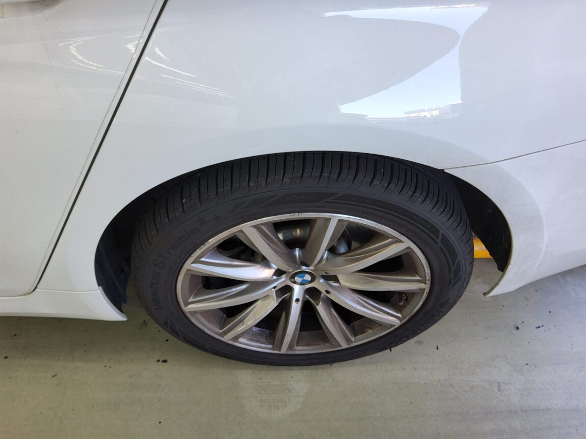 BMW 5 SERIES (7TH GEN) 530e LUXURY LINE PLUS 2020 - zdjęcie 25
