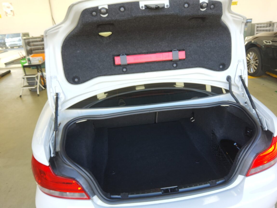 BMW 1 SERIES (1ST GEN) COUPE 120d SPORTS 2012 - zdjęcie 14