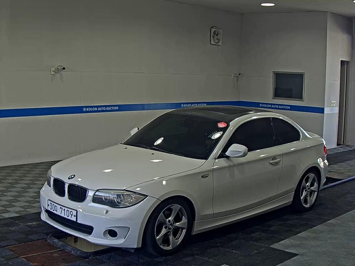 BMW 1 SERIES (1ST GEN) COUPE 120d SPORTS 2012 - zdjęcie 2
