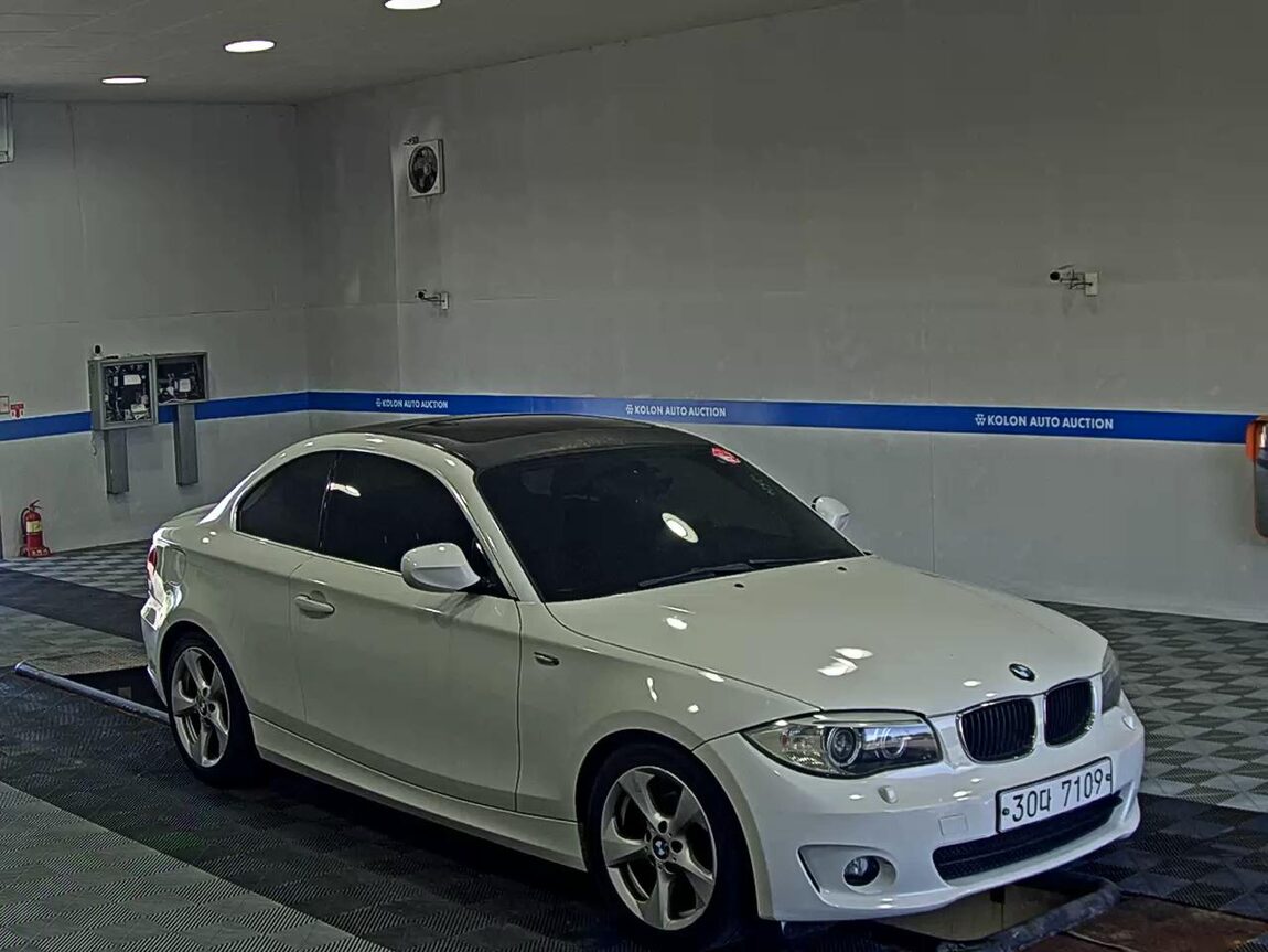 BMW 1 SERIES (1ST GEN) COUPE 120d SPORTS 2012 - zdjęcie 3