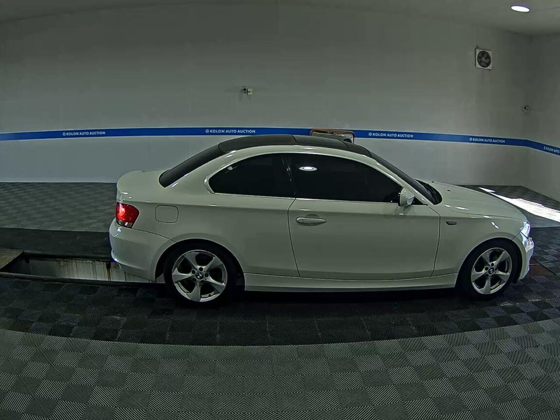 BMW 1 SERIES (1ST GEN) COUPE 120d SPORTS 2012 - zdjęcie 4
