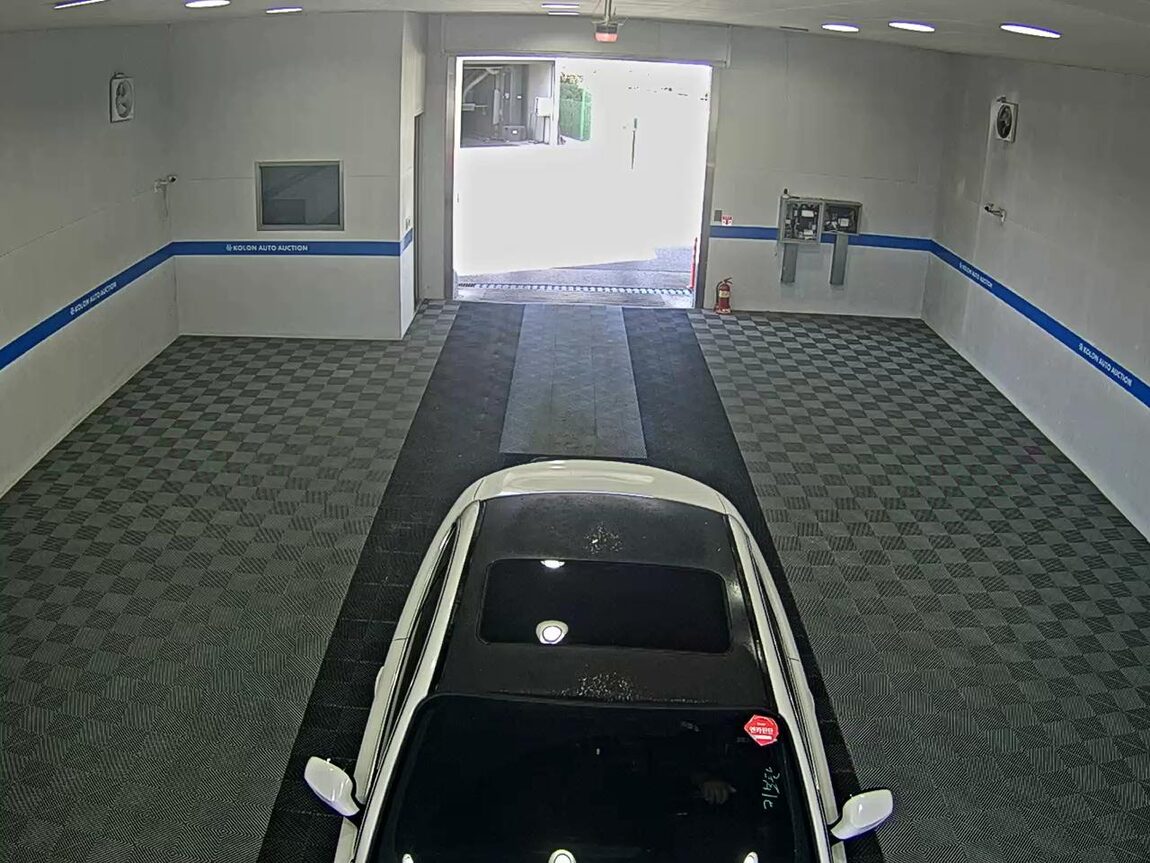 BMW 1 SERIES (1ST GEN) COUPE 120d SPORTS 2012 - zdjęcie 7